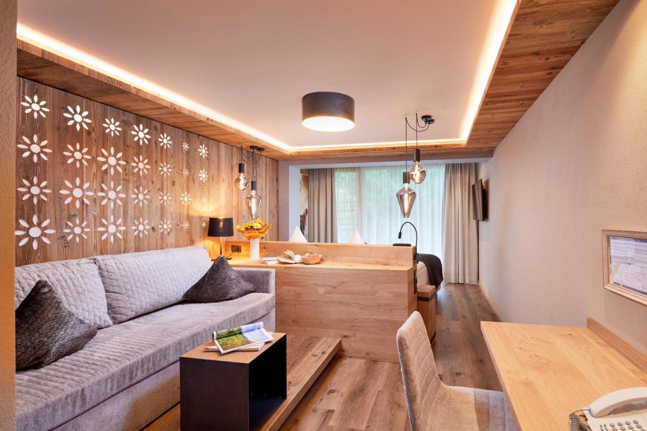 Hotel Tirol ايشجل المظهر الخارجي الصورة